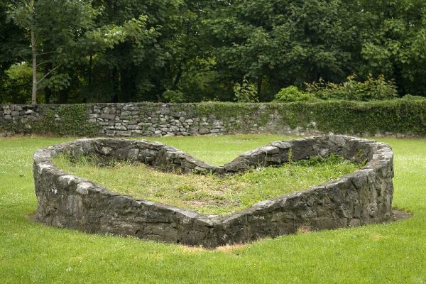 Ireland, Kinvara A heart-shaped stone wall